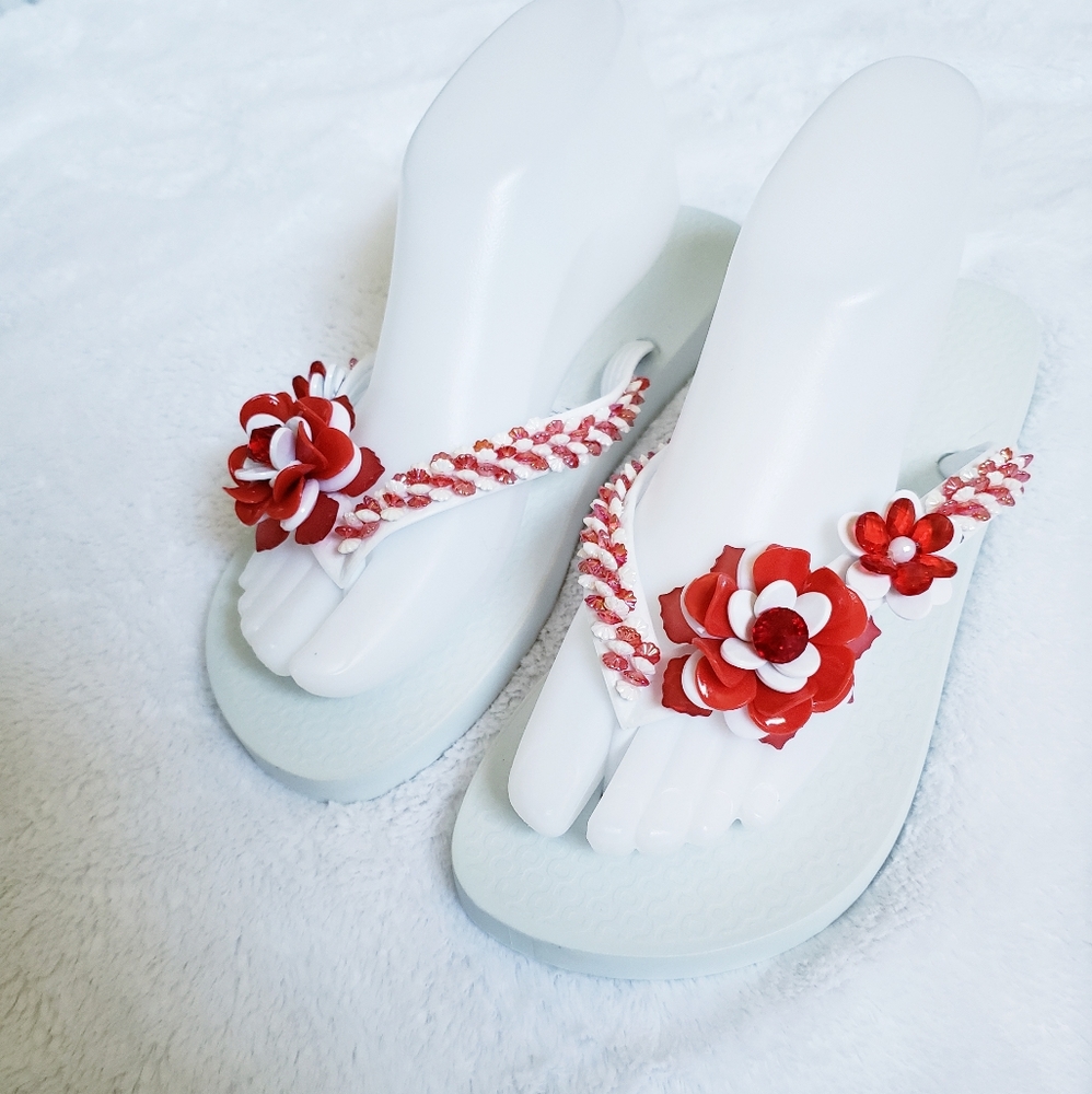White Ipanema flip flops for women